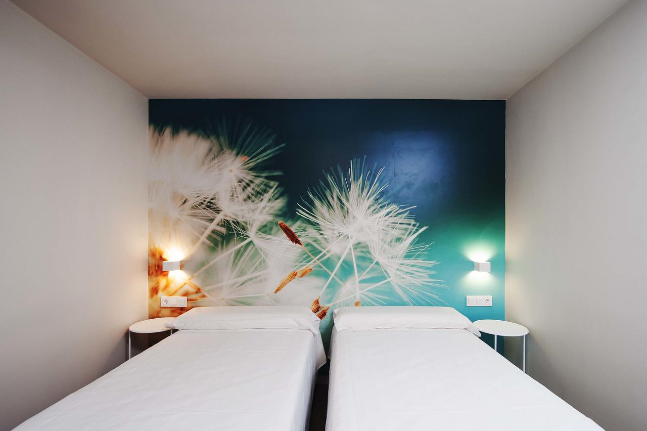 Apartamentos Divan ビトリア・ガステイス エクステリア 写真