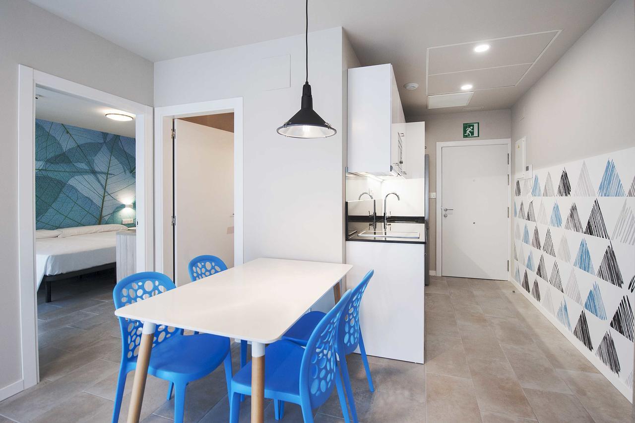 Apartamentos Divan ビトリア・ガステイス エクステリア 写真